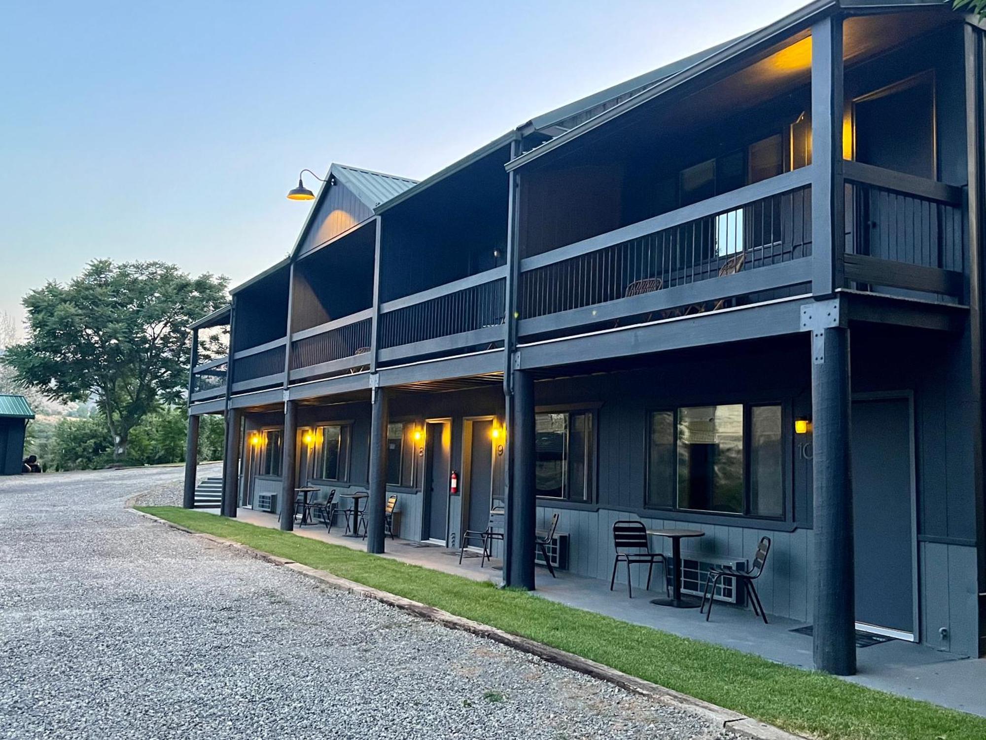 Steelhead Lodge Lucile 외부 사진