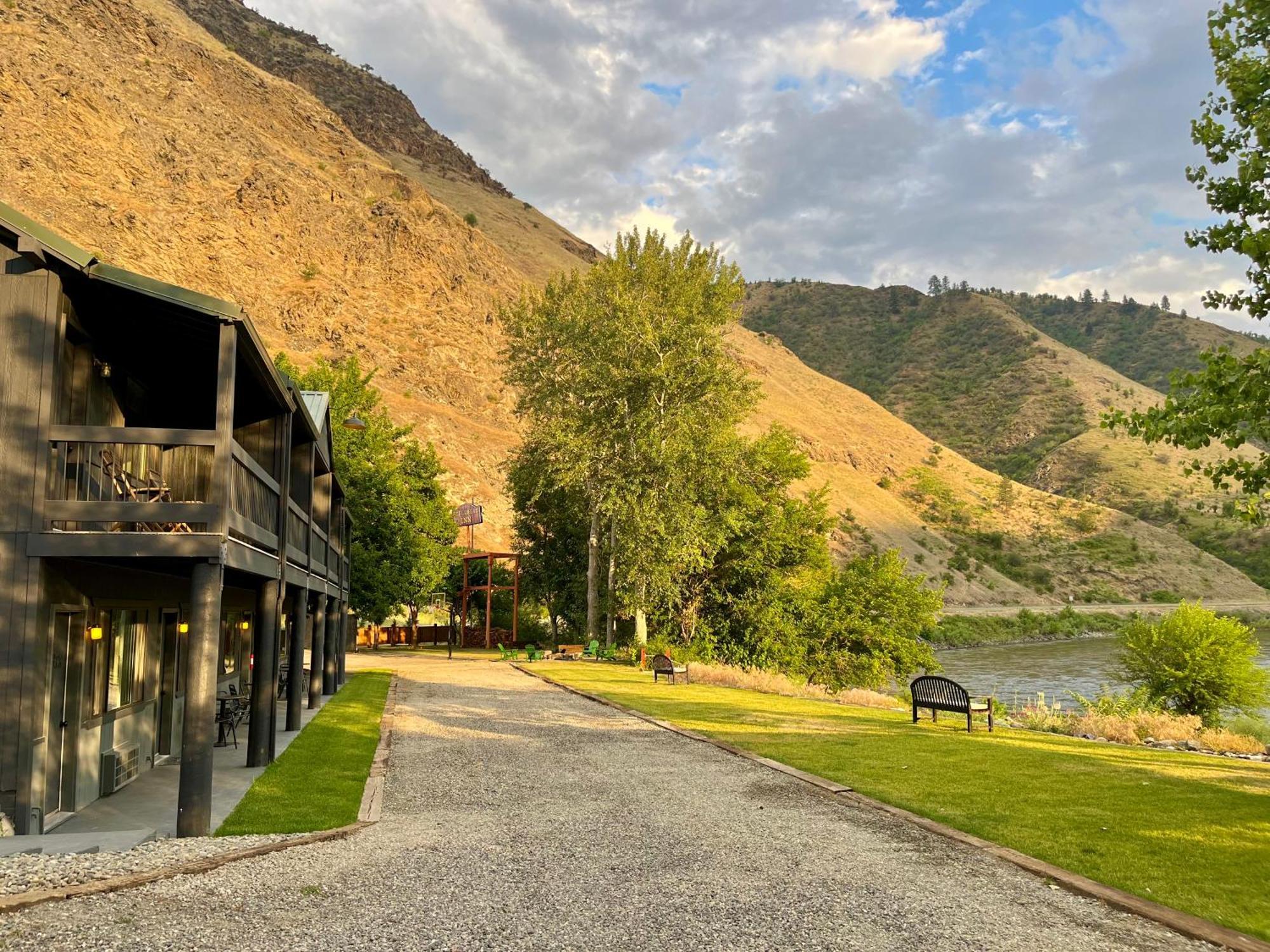 Steelhead Lodge Lucile 외부 사진