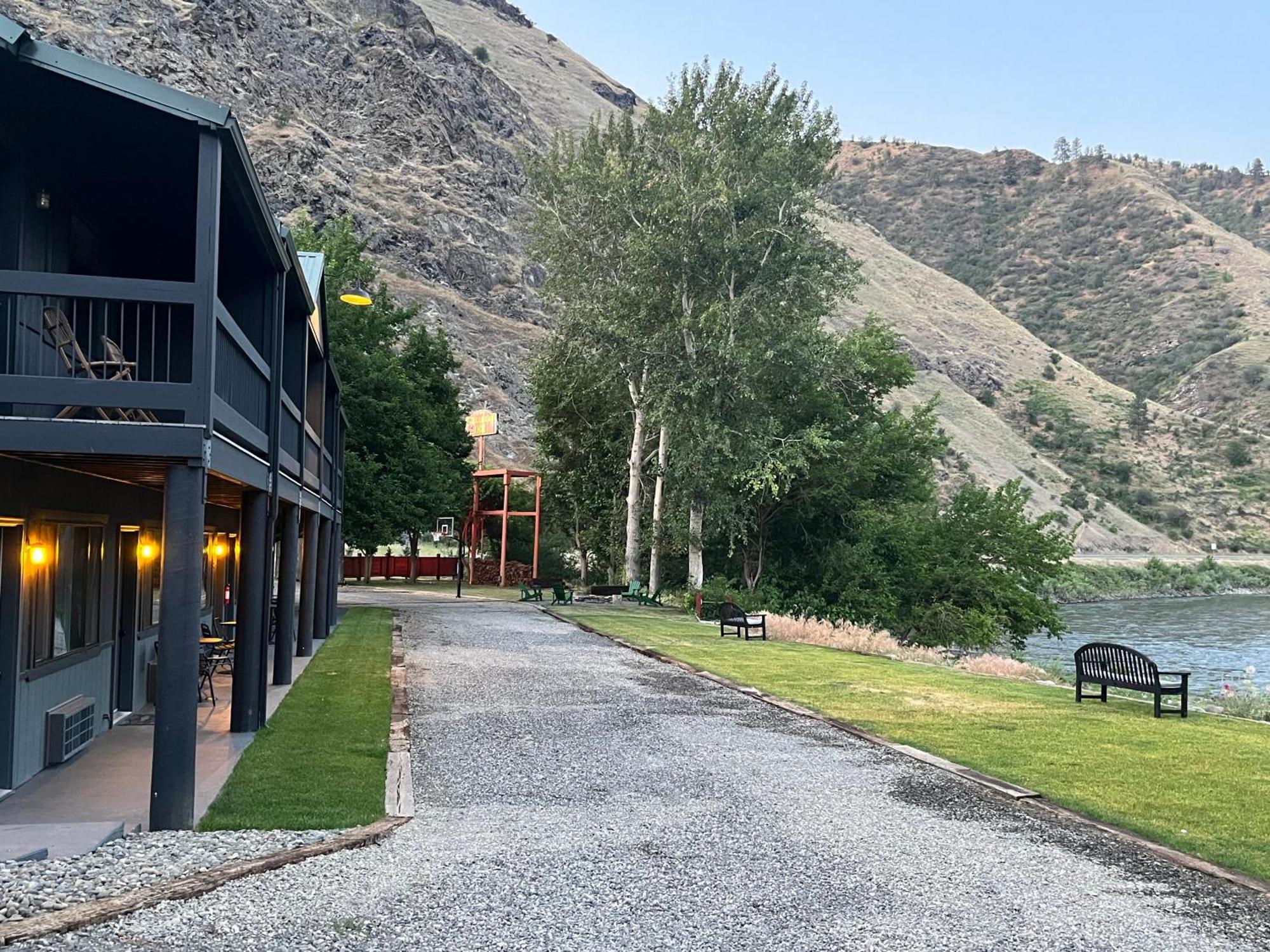 Steelhead Lodge Lucile 외부 사진